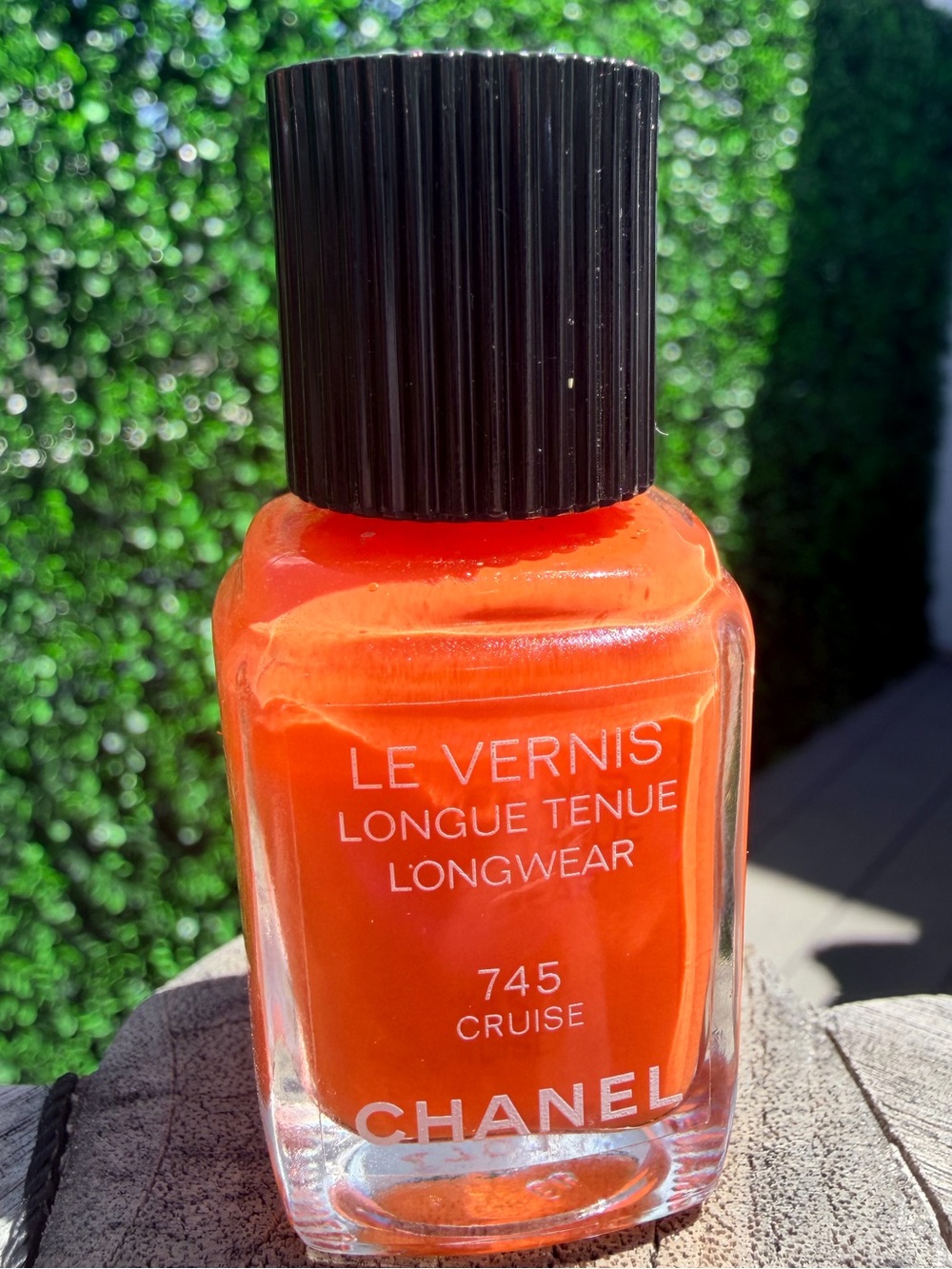 CHANEL Le Vernis Nail Polish in Cruise 745 - Soft Orange